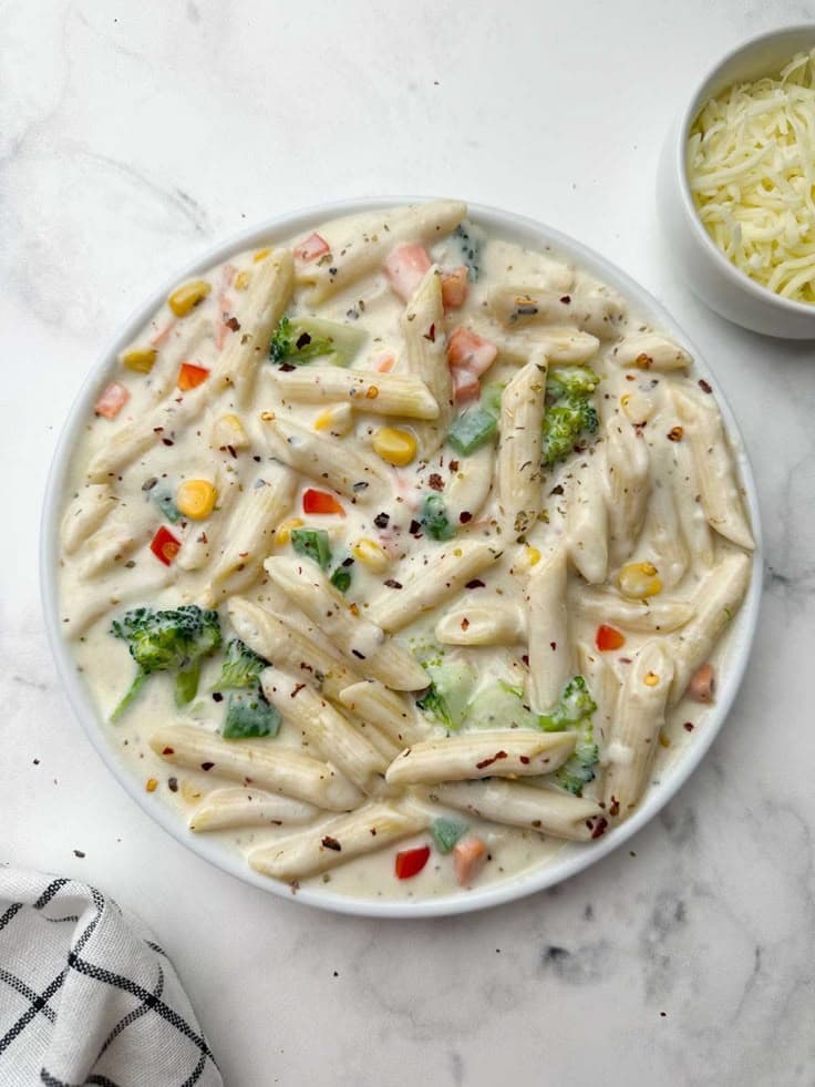 Alfredo White Sauce Pasta